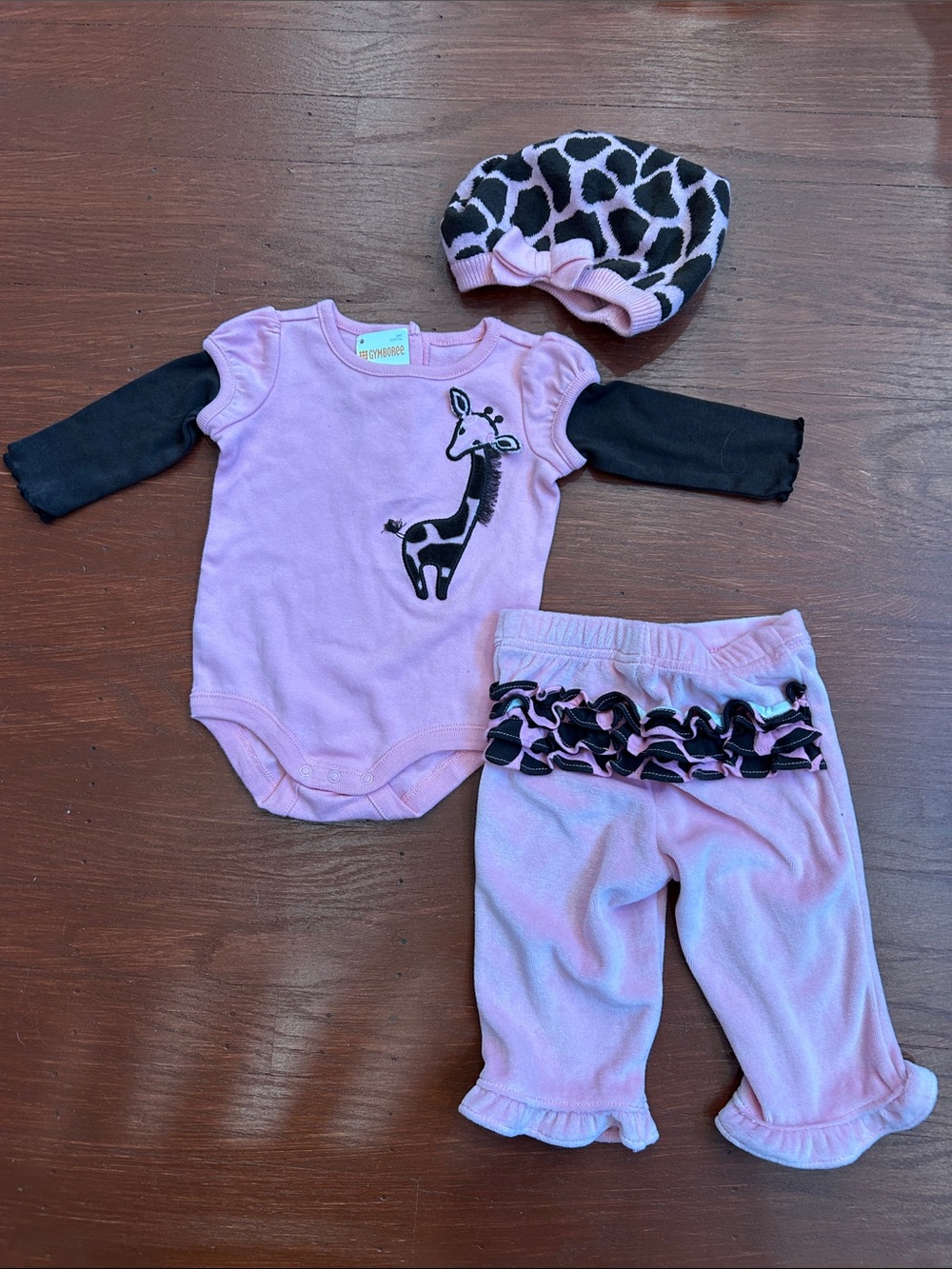 Gymboree Pink and Brown Giraffe 3-Piece Hat & Outfit Set